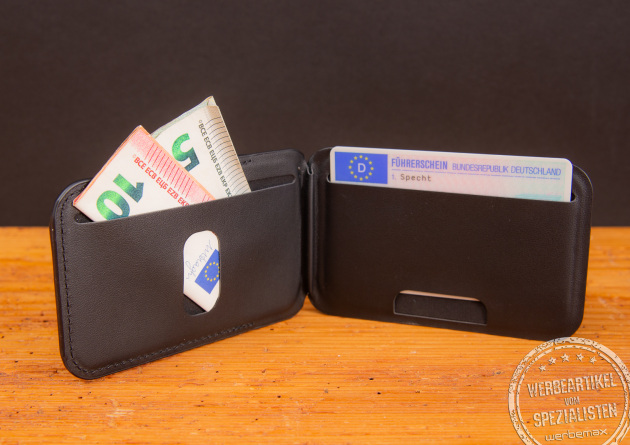 TROIKA MagSafe Kartenetui mit Scheinfach &ndash; Slim Wallet aus PU als hochwertiges Werbegeschenk.