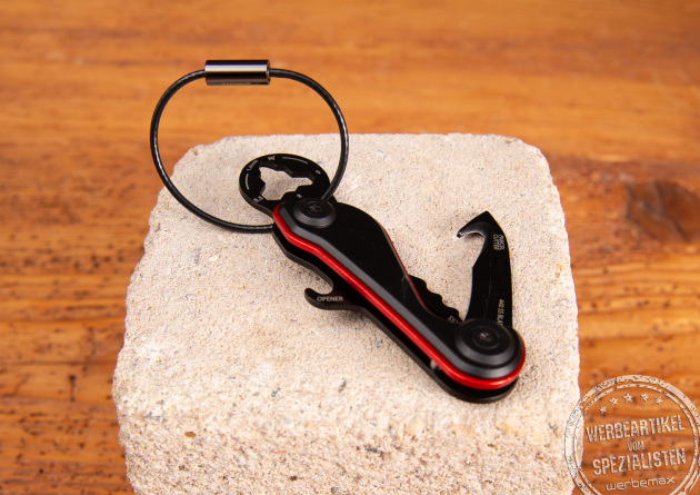 TROIKA Mini Werkzeug PARCEL CUT & CART in Schwarz-Rot &ndash; kompaktes Multitool mit neun Funktionen und Schl&uuml;sselring.