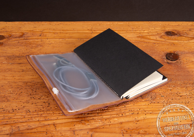 Troika Bullet Journal mit elastischem Verschluss und transparenter Organizer-Einlage, perfektes Reisetagebuch und Werbemittel.