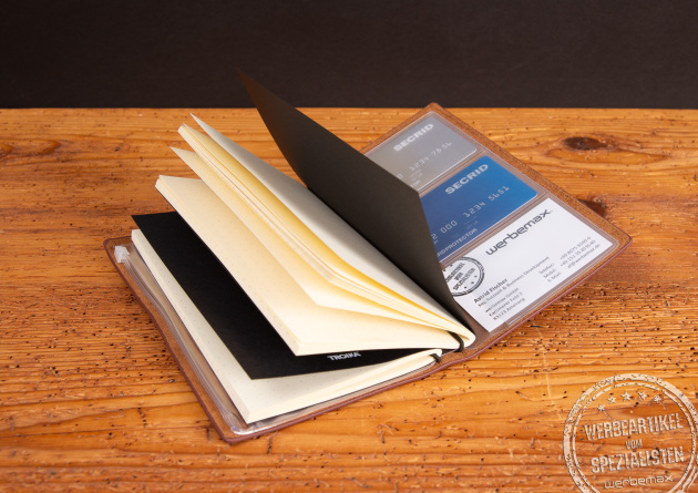 Troika Bullet Journal offen mit zwei austauschbaren Notizheften und Organizer-Einlage, ideales Reisetagebuch und Werbegeschenk.