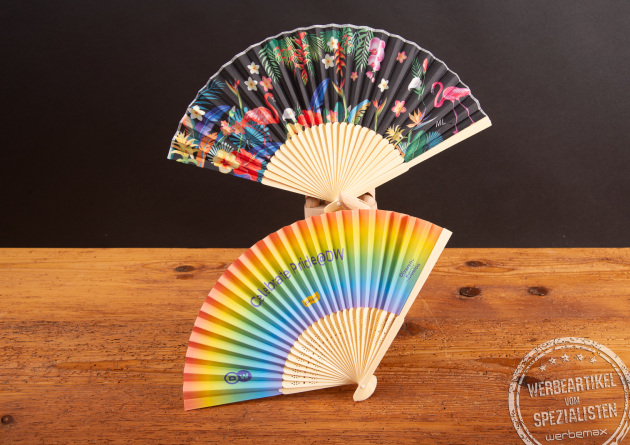 Handf&auml;cher als Werbegeschenk bedrucken &ndash; F&auml;cher mit Logo f&uuml;r Sommer Events