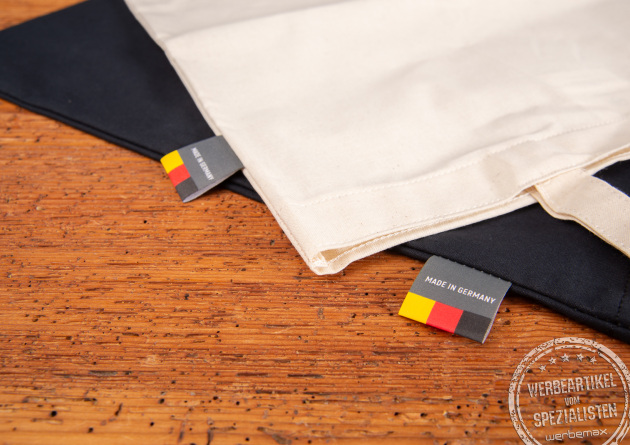 Detailaufnahme Tragetasche Baumwolle Made in Germany mit Label &ndash; hochwertiger Werbeartikel mit Logo