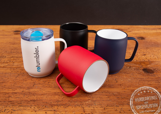 Thermobecher mit Keramikbeschichtung und Deckel als langlebiges Merchandise f&uuml;r B&uuml;ro und Werkstatt