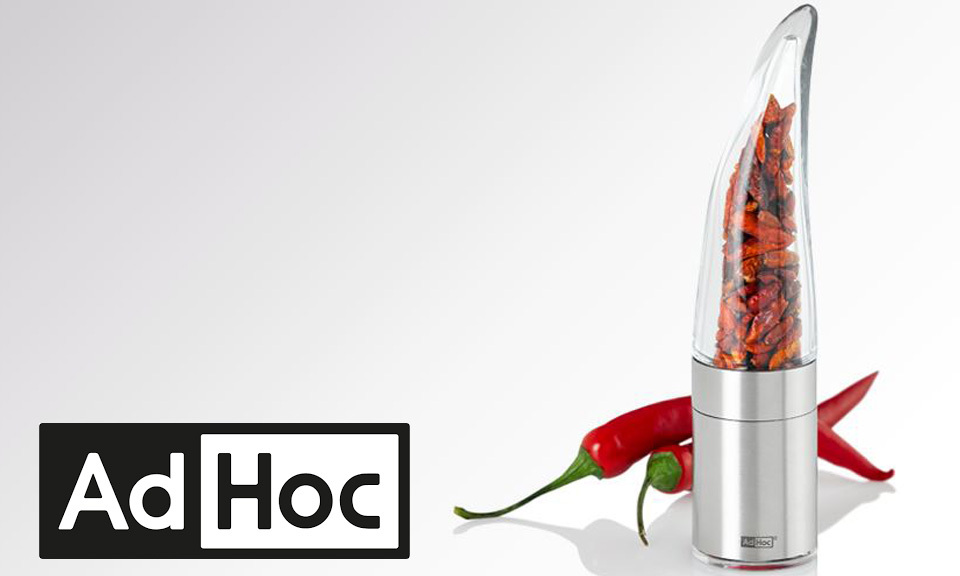 AdHoc Pfefferm&uuml;hle gef&uuml;llt mit rotem Pfeffer als Werbeartikel.