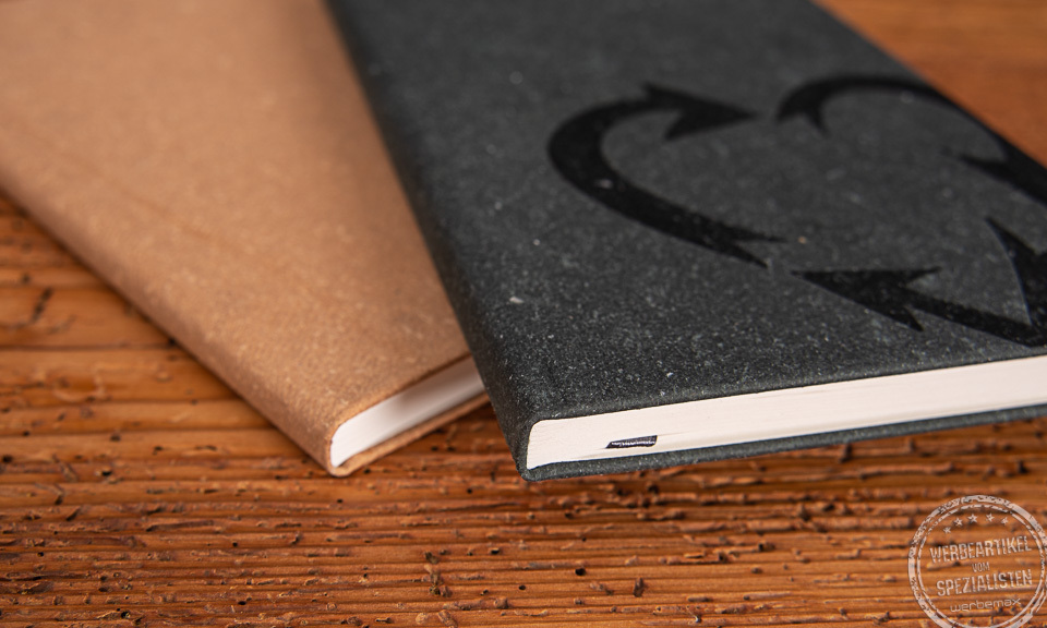 Sch&ouml;ne Notizb&uuml;cher nachhaltig mit Hardcover aus recyceltem Leder mit Logo