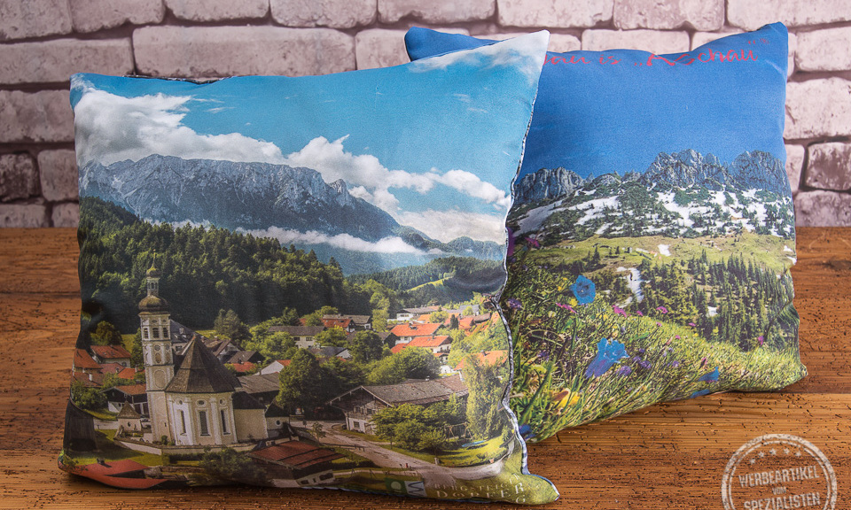 Bedruckte Kissen mit Motiven aus Aschau am Inn als Werbeartikel