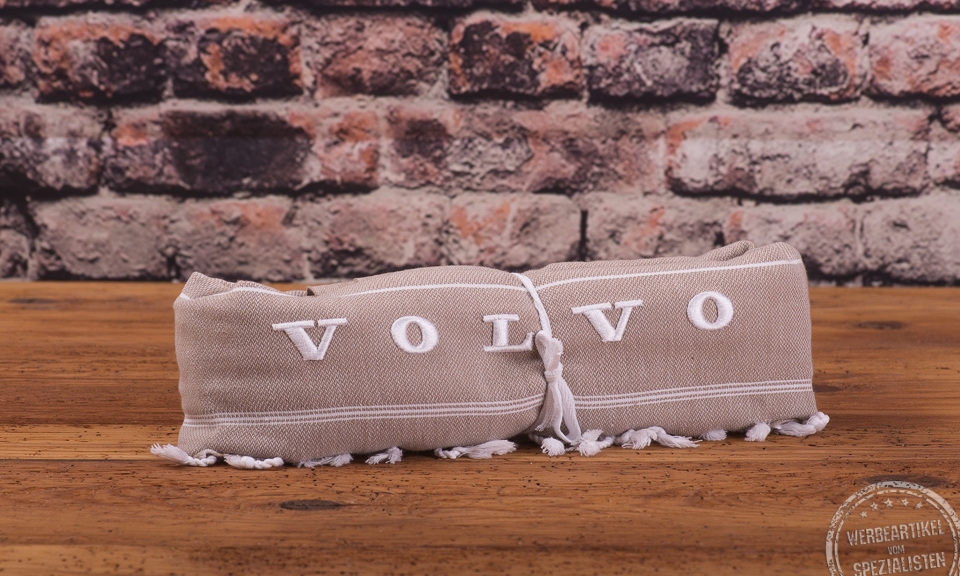 Handtuch f&uuml;r die Sauna bestickt mit Volvo Logo