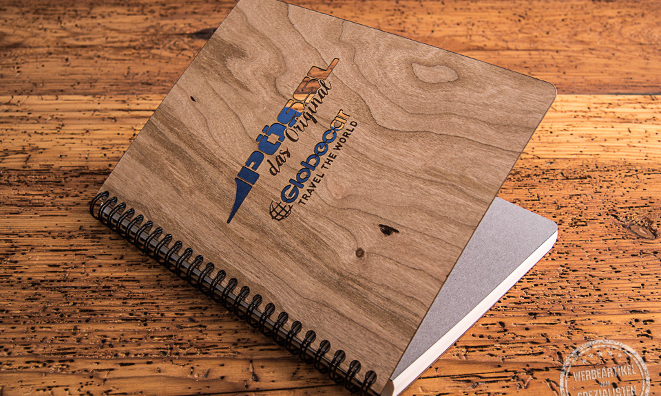 Notizbuch aus Holz