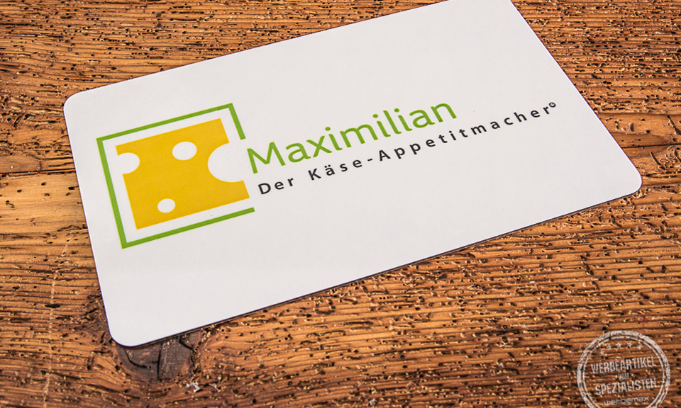 Personalisiertes Fr&uuml;hst&uuml;cksbrettchen mit Namen f&uuml;r FRISCHPACK - Die K&auml;se-Appetitmacher. 