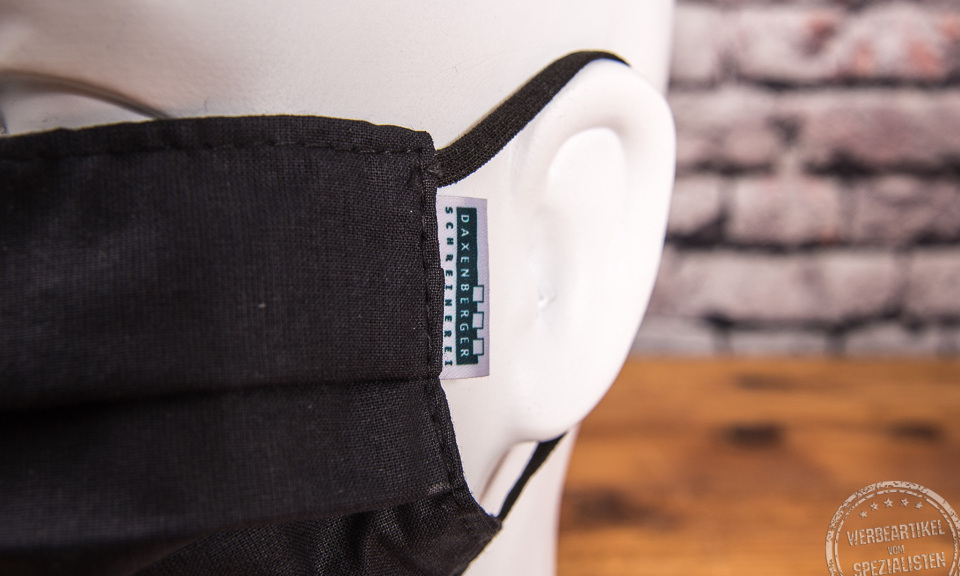 Medizinische Mund-Nasen-Maske f&uuml;r Schreinerei Daxenberger als Werbeartikel. 