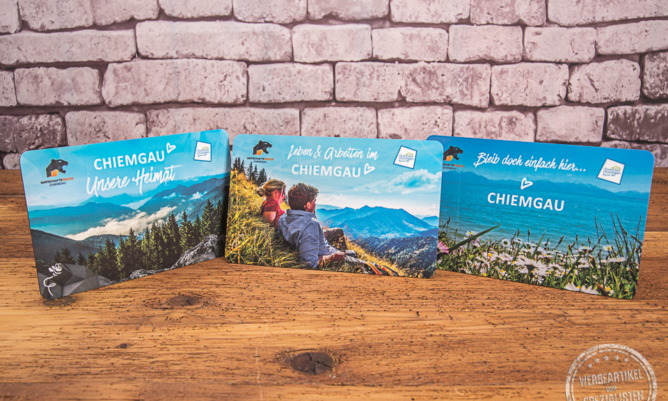 Ricolor Fr&uuml;hst&uuml;cksbrettchen mit Landschaftsmotiv vom Chiemgau Tourismus