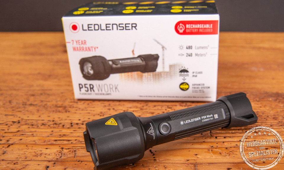 Funktionsstarke Taschenlampe von LEDLenser P5R WORK als hochwertiger Werbeartikel mit Gravur erh&auml;ltlich. Im sch&ouml;nen Karton mit viel Zubeh&ouml;r f&uuml;r Kunden und Mitarbeiter