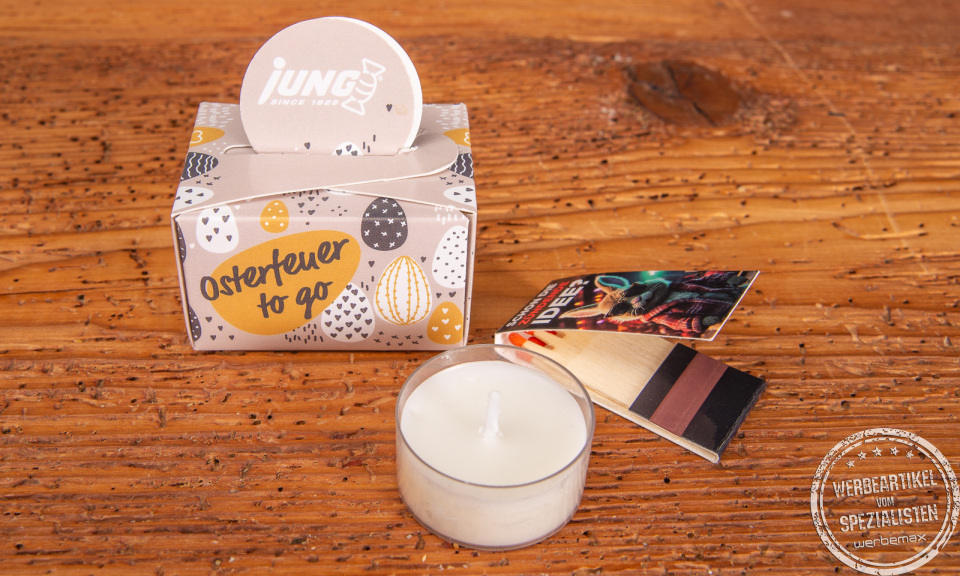 Geschenkbox Mini rund mit F&uuml;llung Streichh&ouml;lzer und Teelicht als Giveaway.