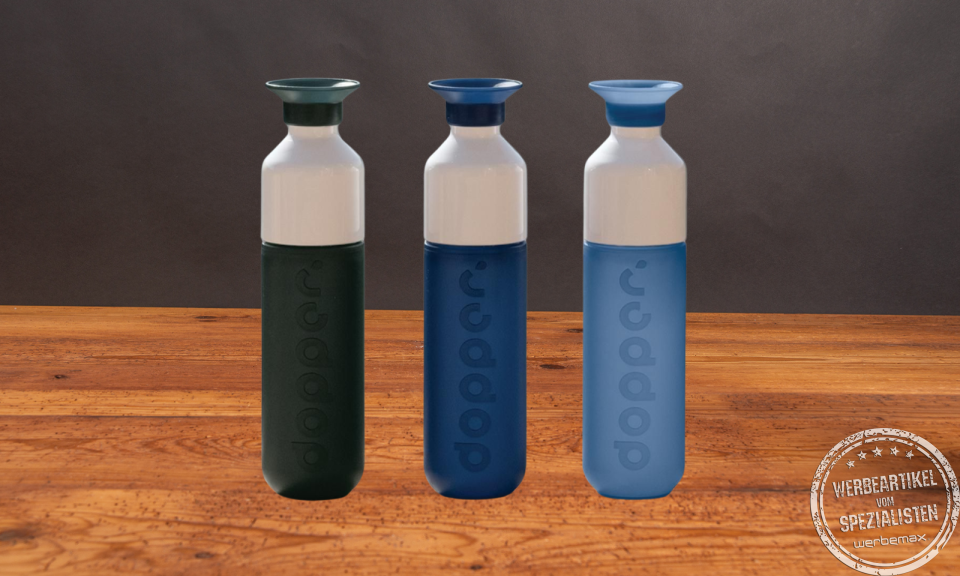 Drei Dopper Trinkflaschen als nachhaltige Werbeartikel.