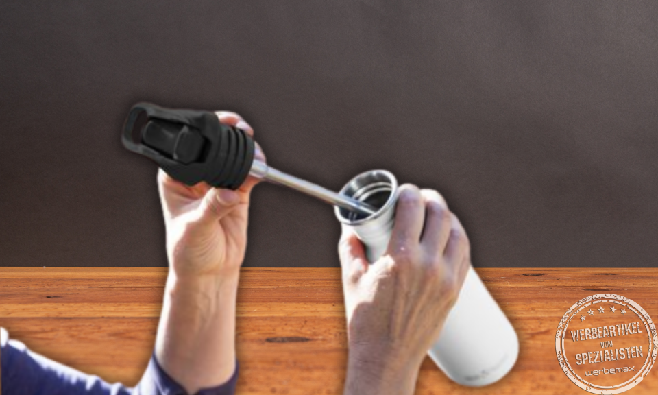 Klean Kanteen Trinkflasche mit großer Öffnung zum leichten reinigen.
