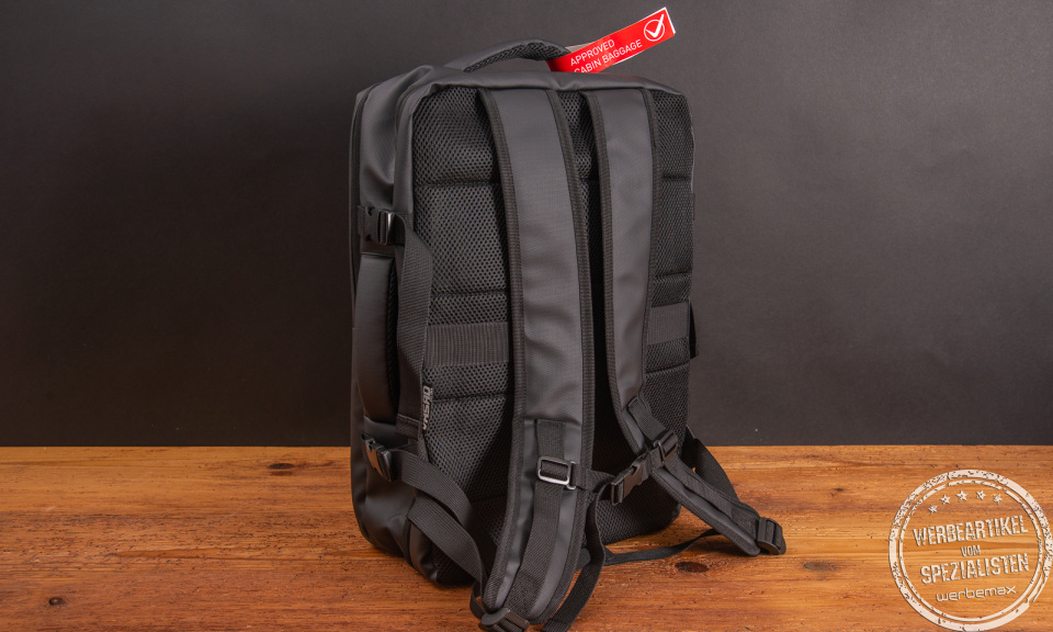 Praktischer Reiserucksack von Vasad für Flugreisen mit Handgepäck.