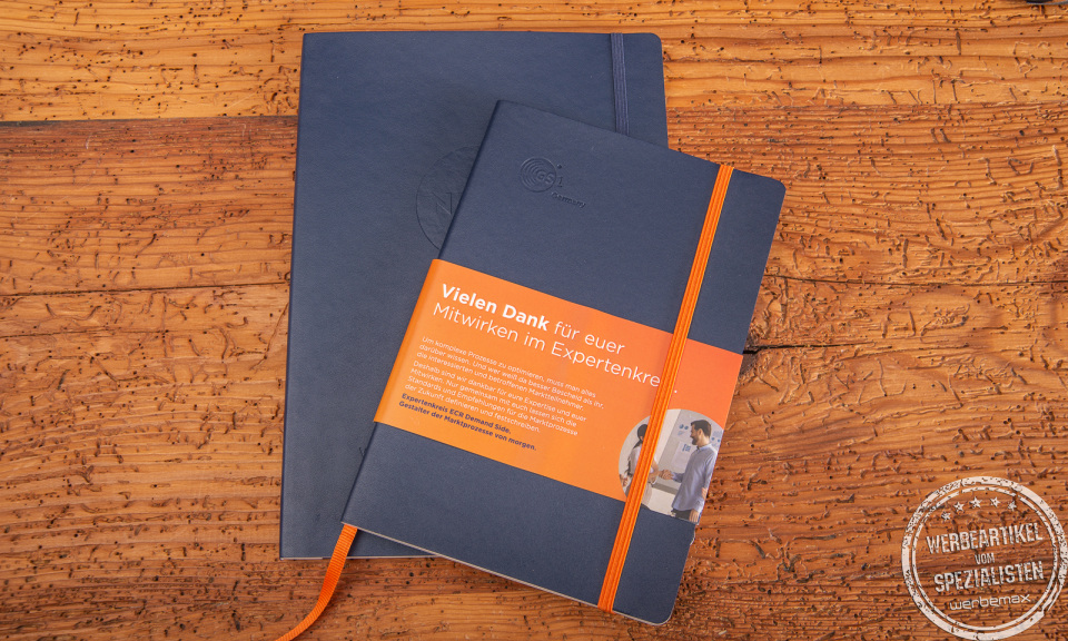 Zwei geschlossene Leuchtturm1917 Notizbücher Classic mit Softcover.