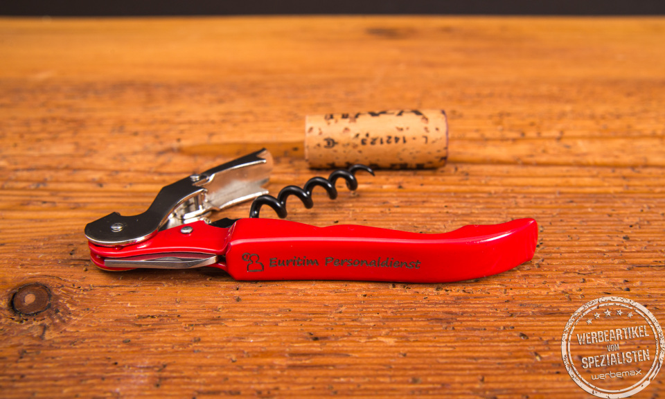 Original Pulltap's Kellnermesser in Rot mit Logo und Korken – edler Werbeartikel für Gastronomie und Weinliebhaber.