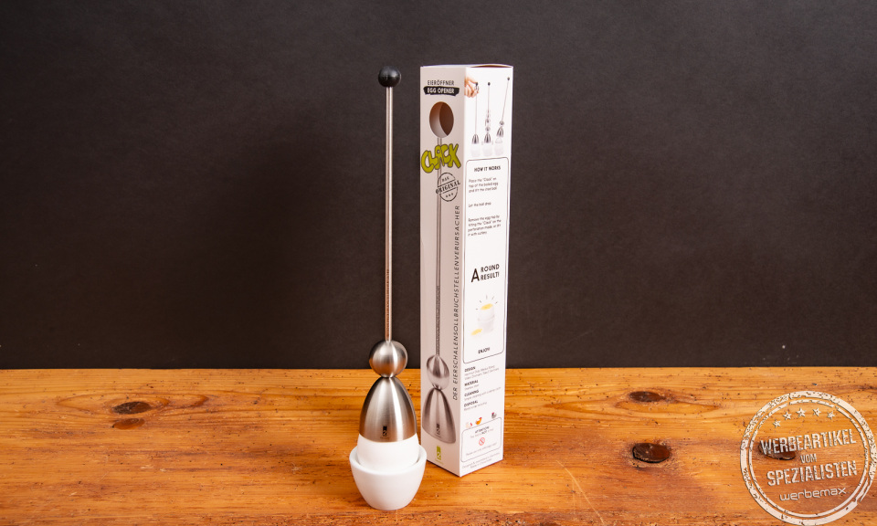 Clack Eieröffner aus Edelstahl mit Verpackung – das Original von take2 für Frühstücksliebhaber.