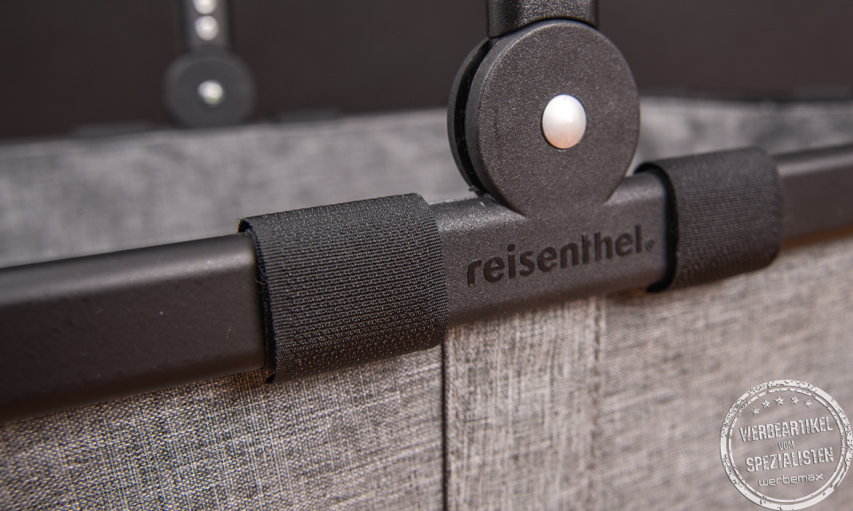 Detailansicht reisenthel carrybag twist silver – hochwertiger Einkaufskorb als stilvolles Werbeartikel-Highlight und Mitarbeitergeschenk