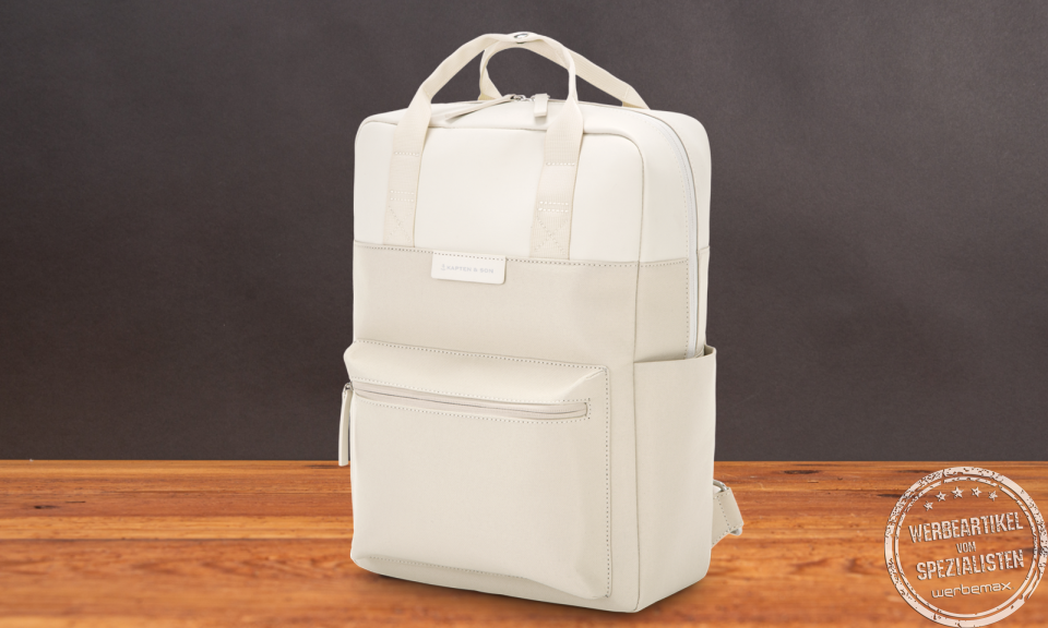 Kapten and Son Rucksack Bergen in Hellbeige – minimalistischer Lifestyle-Rucksack als hochwertiges Werbegeschenk.