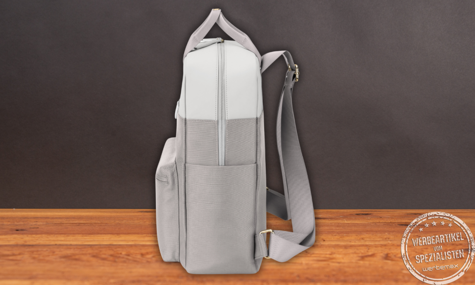 Kapten and Son Rucksack Bergen in der Seitenansicht – stylischer Alltagsrucksack als Firmenpräsent.