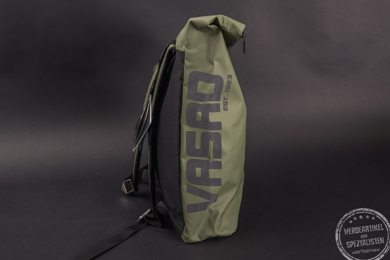 VASAD robuster Rucksack in grün mit Logo