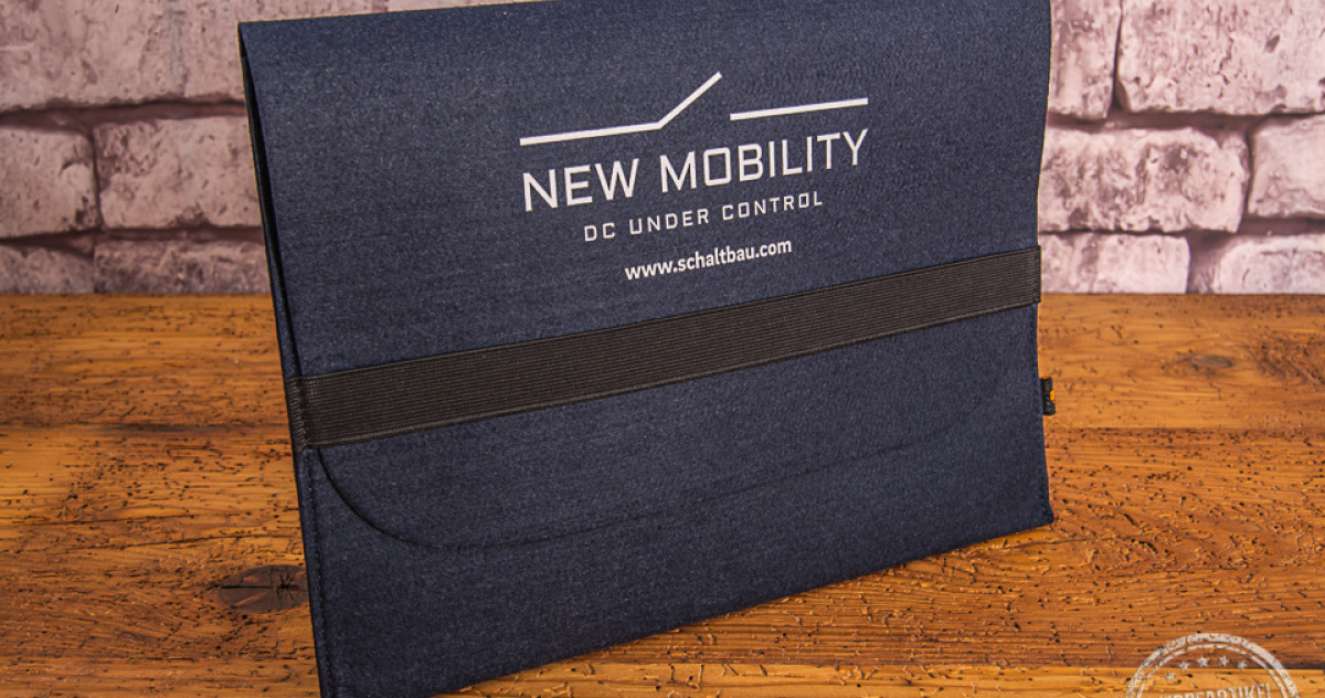 Schaltbau New Mobility Filzmappe mit Logo f&uuml;r Dokumente
