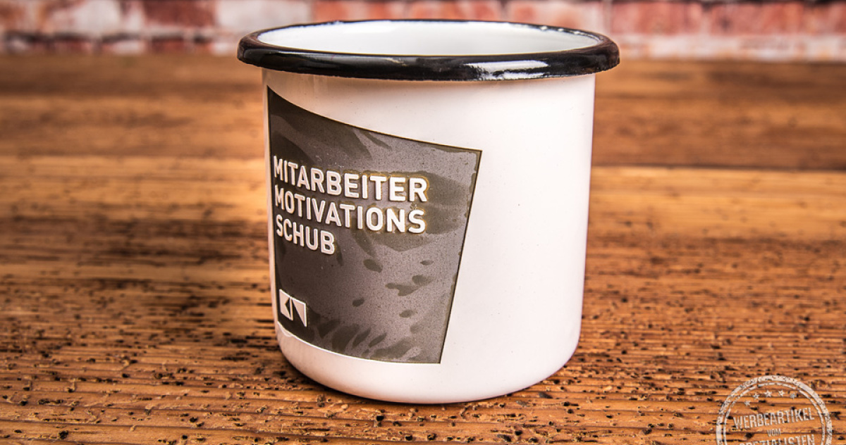 Emaille Becher als Werbemittel mit Logo K&ouml;nig + Neurath. 