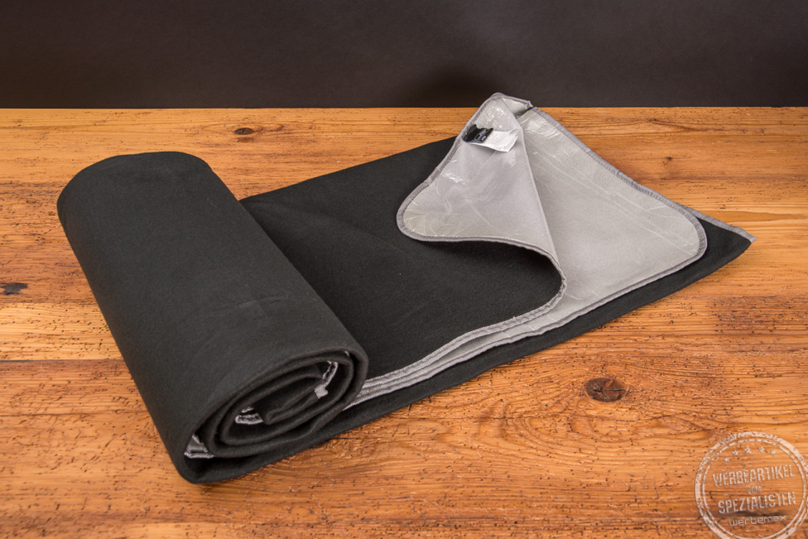 Picknickdecke XL schwarz als Werbeartikel
