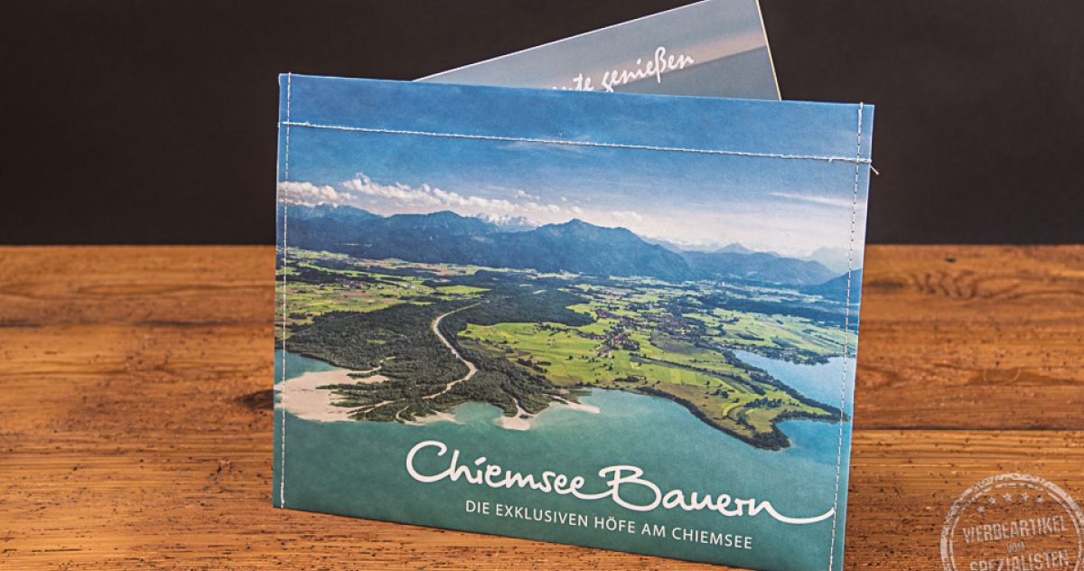 Kleine Dokumententasche mit Chiemsee Bauern Aufdruck für Rechnungsbelege und als Gastgeschenk.