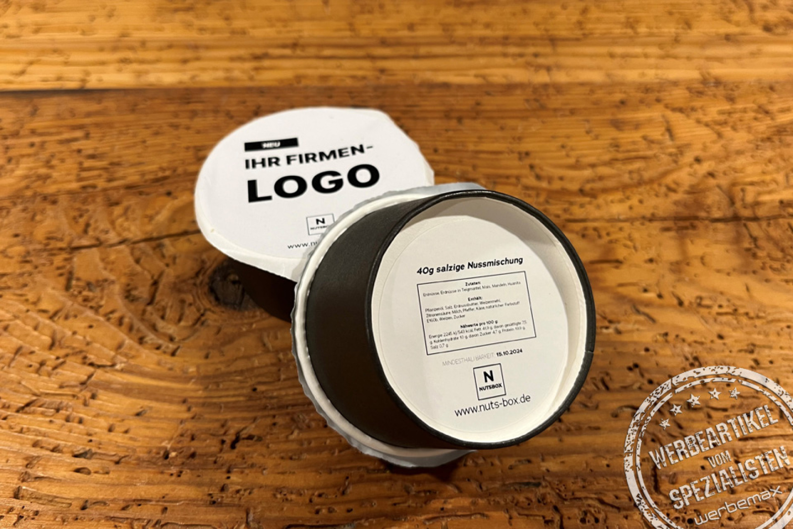 nutsbox salzige Nussmischung in der Box mit Logo
