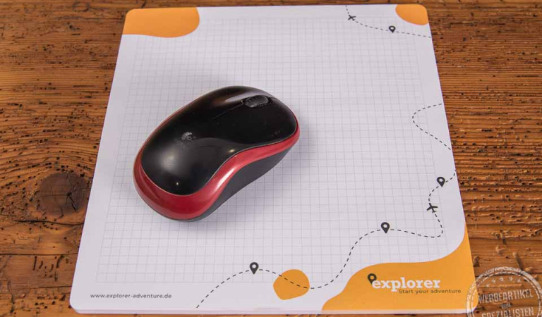 Haftnotizen Mousepad mit Logo als Werbeartikel und Mouse. 