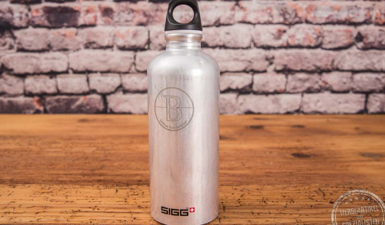 SIGG Trinkflasche mit Logo