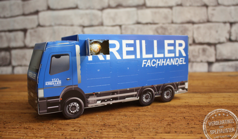 3D LKW Adventskalender mit Logo-Aufdruck als Werbegeschenk.