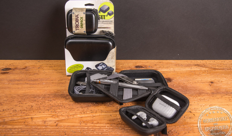 TROIKA Organizer-Etui Set Onpack als hochwertiger Kabel Organizer mit Reißverschluss – perfektes Werbegeschenk für Technik und Reisen.