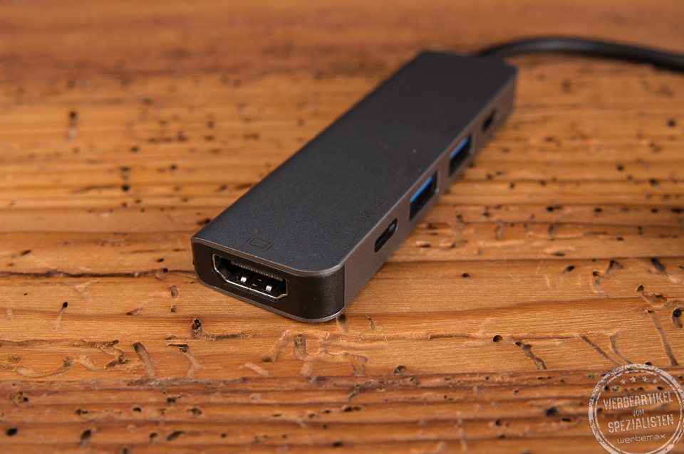 5 in 1 USB-Hub mit diversen Anschl&uuml;ssen f&uuml;r den moderenen Schreibtisch