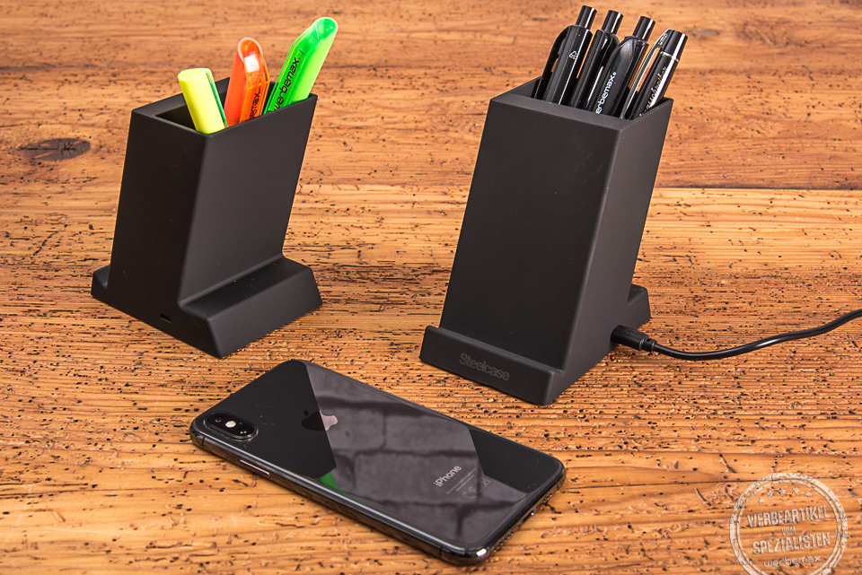 Homeoffice Mitarbeiter Geschenk Zogi Glow desk Ansicht Vorder- und R&uuml;ckseite auf Holztisch